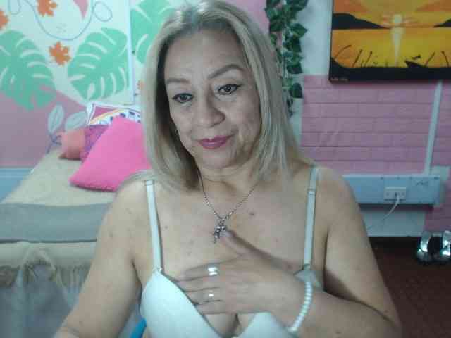 valeria-sexy webcam