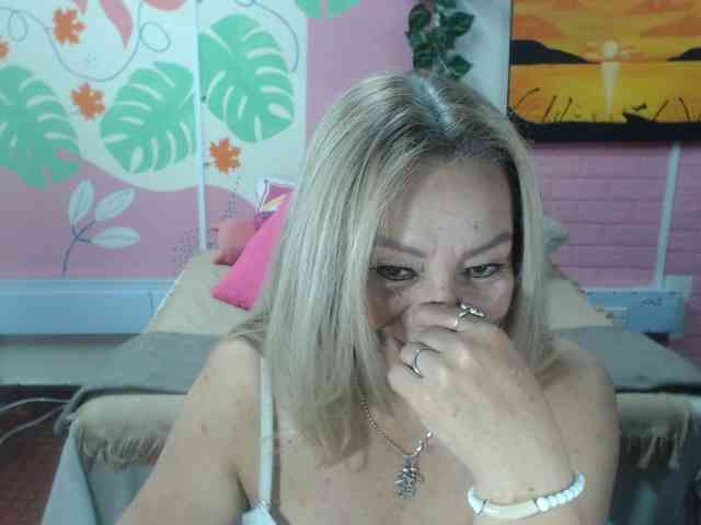 valeria-sexy webcam