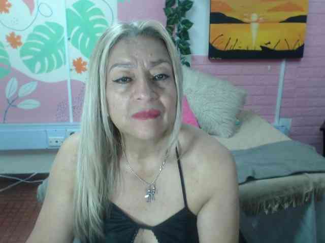 valeria-sexy webcam