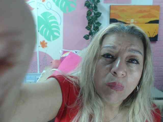 valeria-sexy webcam