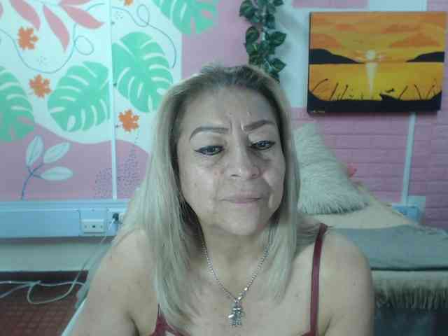 valeria-sexy webcam