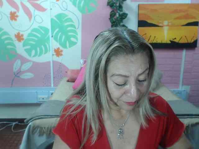 valeria-sexy webcam