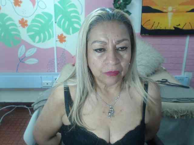 valeria-sexy Live Webcam on BongaCams