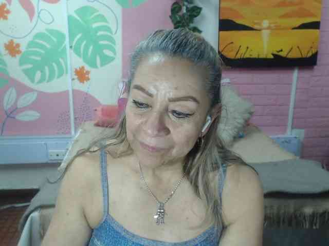 valeria-sexy webcam