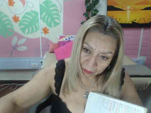 valeria-sexy webcam