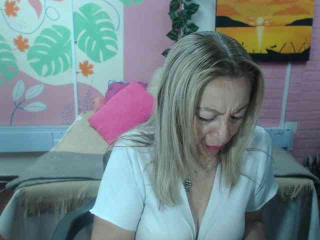 valeria-sexy webcam