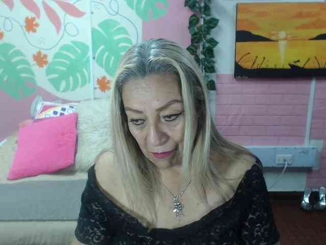 valeria-sexy webcam