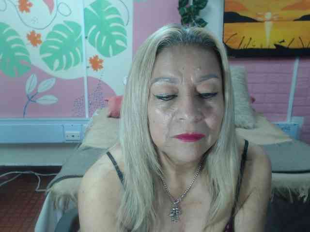 valeria-sexy webcam