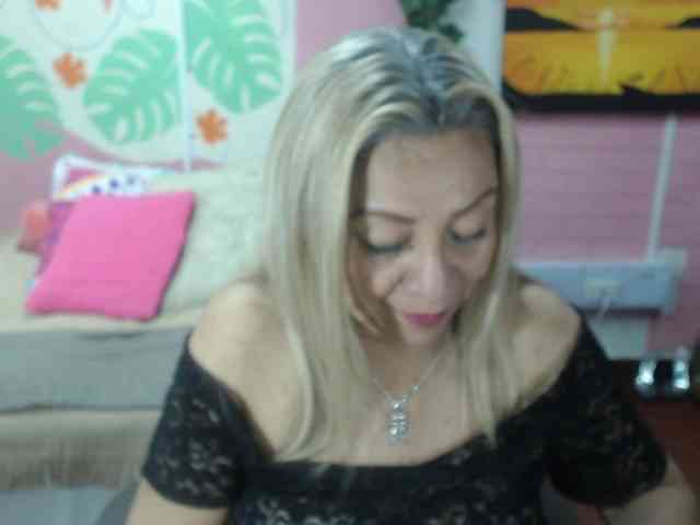 valeria-sexy
