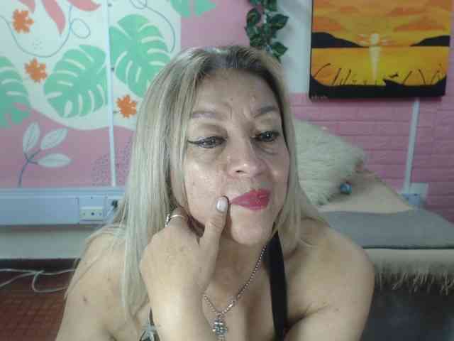 valeria-sexy webcam