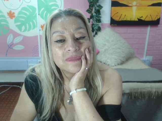 valeria-sexy webcam