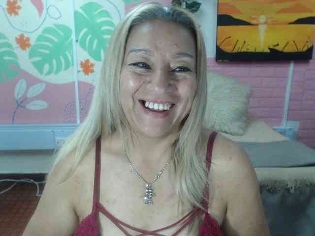 valeria-sexy webcam