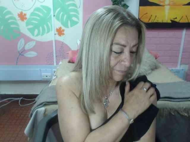 valeria-sexy webcam