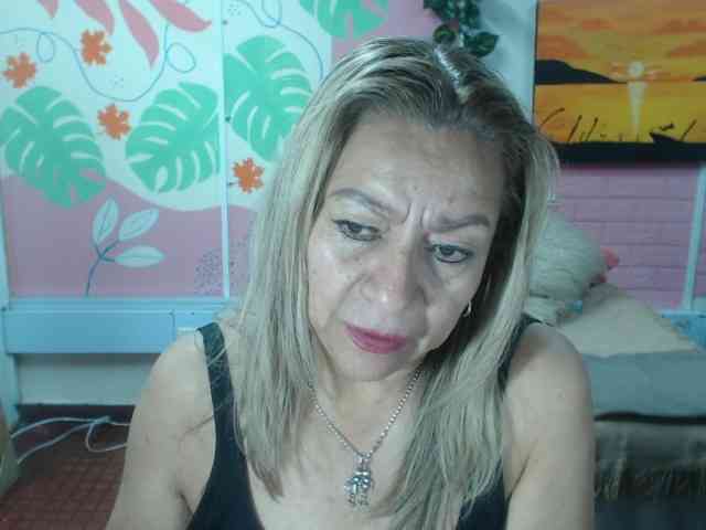 valeria-sexy webcam