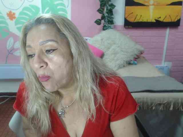 valeria-sexy