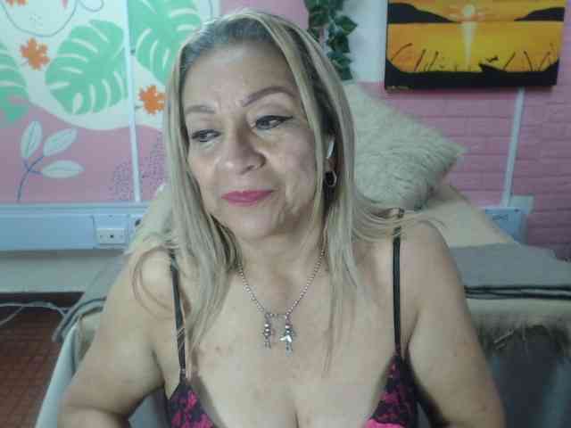 valeria-sexy webcam
