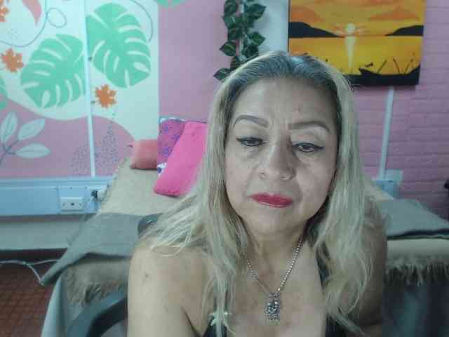 valeria-sexy webcam