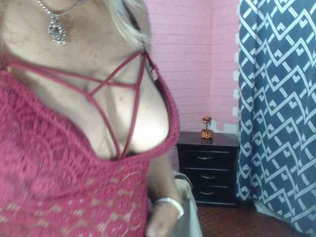 valeria-sexy webcam