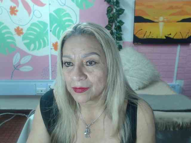 valeria-sexy webcam