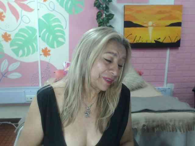 valeria-sexy webcam