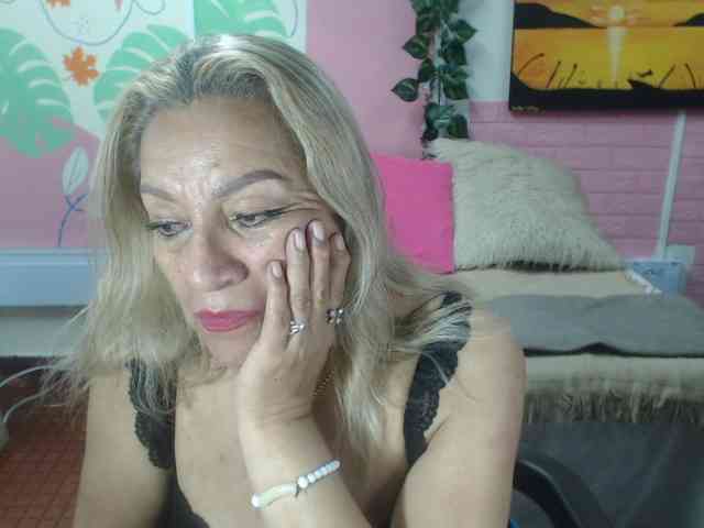 valeria-sexy webcam