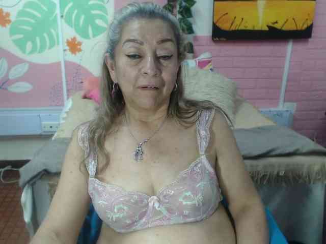 valeria-sexy webcam