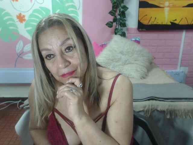valeria-sexy webcam