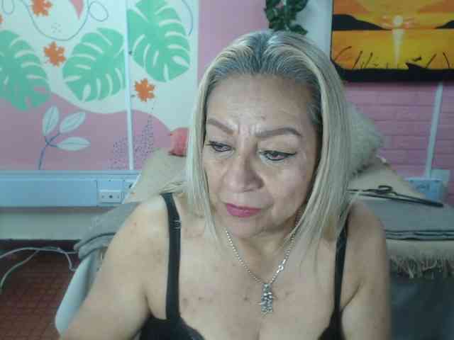 valeria-sexy Live Webcam on BongaCams