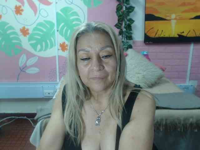 valeria-sexy webcam