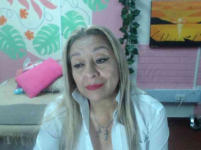 valeria-sexy webcam
