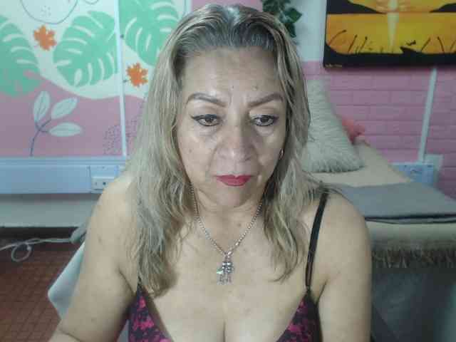 valeria-sexy webcam