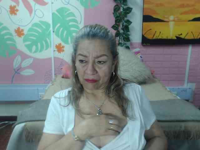 valeria-sexy webcam