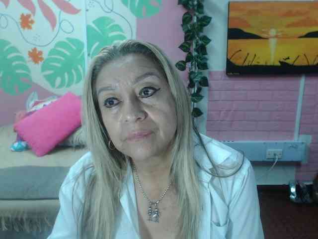 valeria-sexy webcam