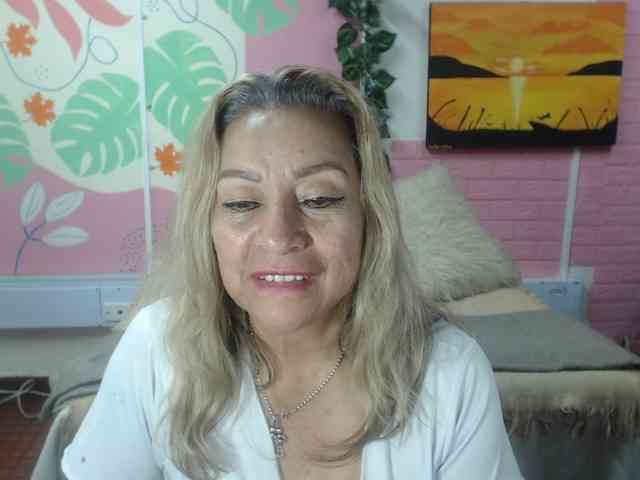 valeria-sexy webcam