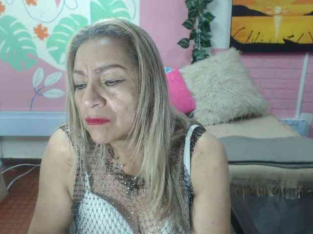 valeria-sexy webcam