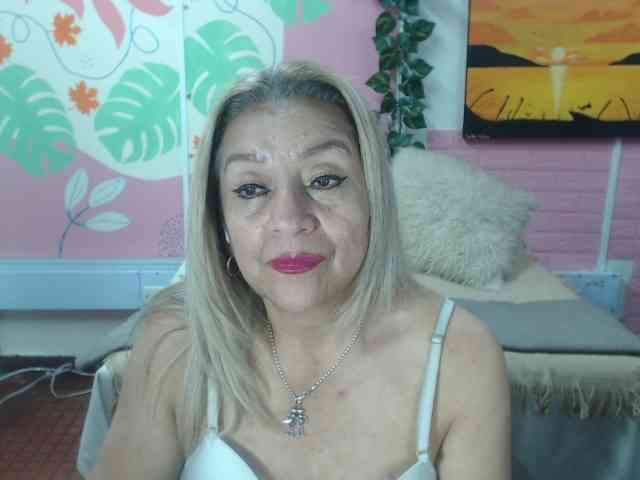 valeria-sexy webcam