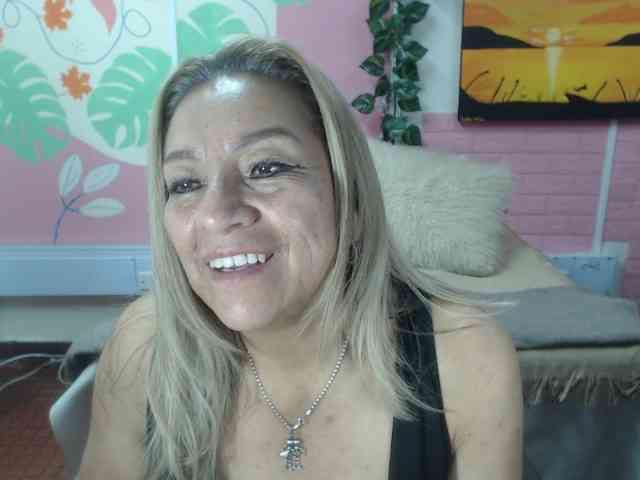 valeria-sexy webcam