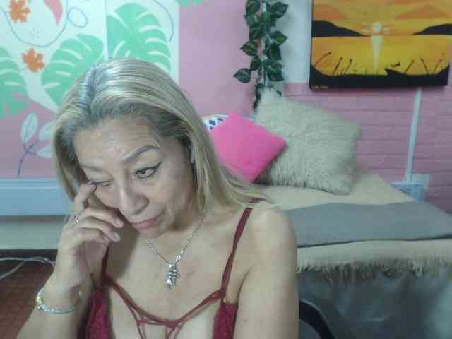valeria-sexy webcam