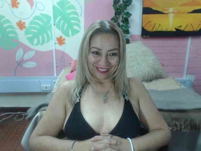 valeria-sexy webcam