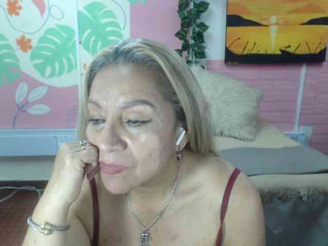 valeria-sexy webcam