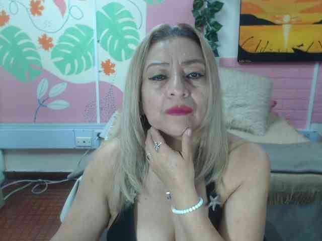 valeria-sexy webcam