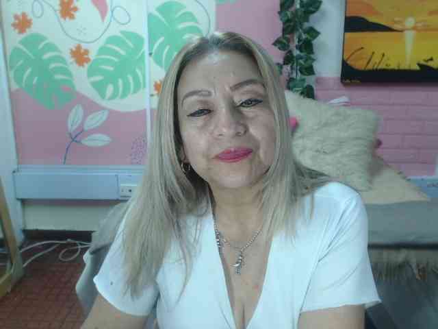 valeria-sexy webcam