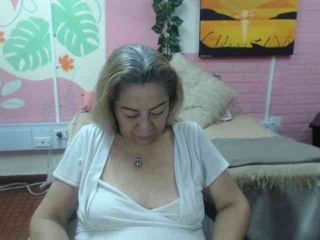 valeria-sexy webcam