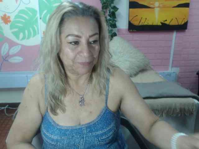 valeria-sexy webcam