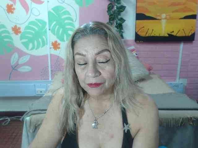 valeria-sexy webcam