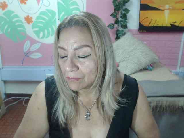 valeria-sexy webcam