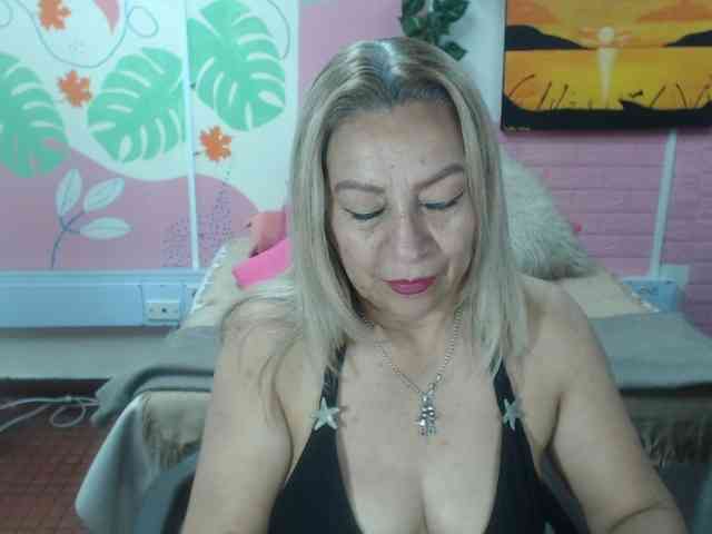 valeria-sexy webcam