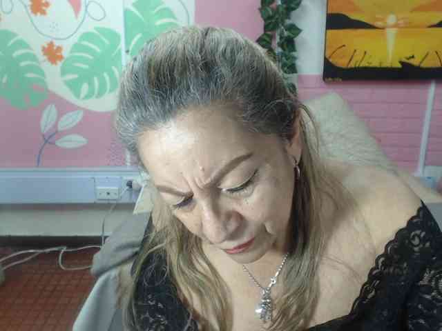 valeria-sexy webcam
