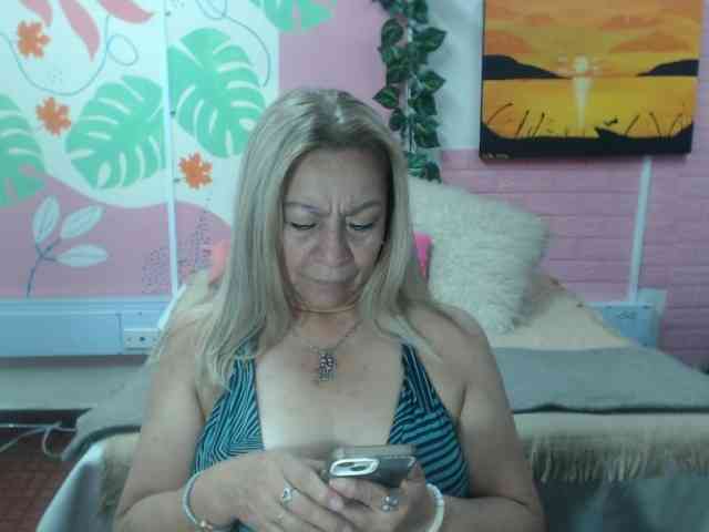 valeria-sexy webcam