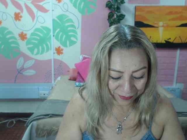 valeria-sexy webcam